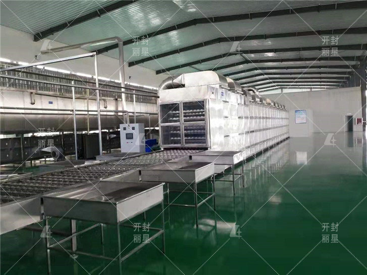 ������ʳ������˿�ӹ���е����˹�ҵ����������