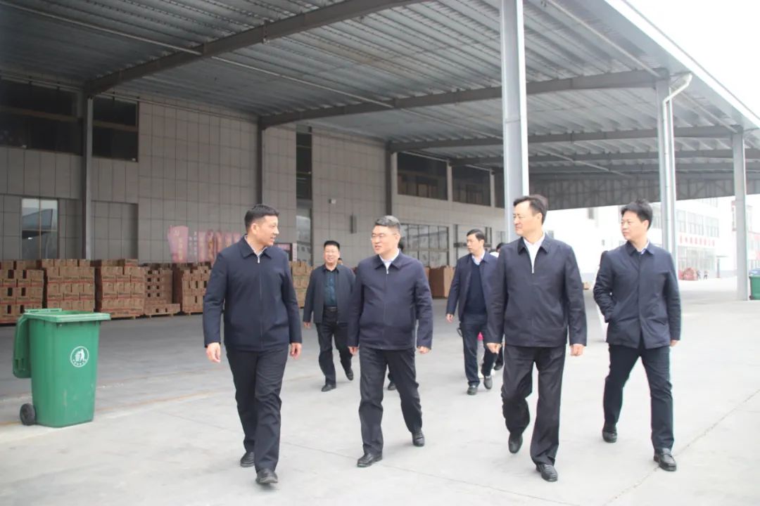 �Ӳ�ʼ�royal1688 - ������˾